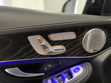 MERCEDES-BENZ GLC 200 4M AMG-LINE PANO DIGITAL