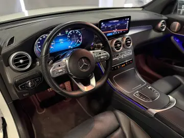 MERCEDES-BENZ GLC 200 4M AMG-LINE PANO DIGITAL