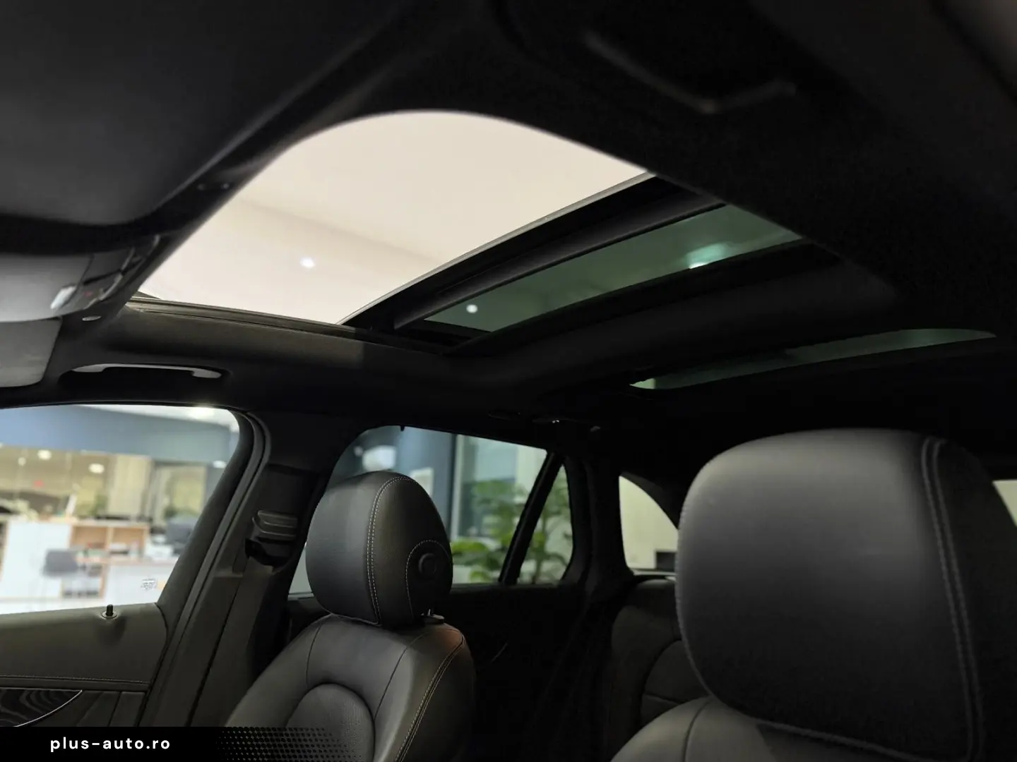 MERCEDES-BENZ GLC 200 4M AMG-LINE PANO DIGITAL