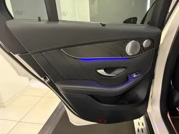MERCEDES-BENZ GLC 200 4M AMG-LINE PANO DIGITAL