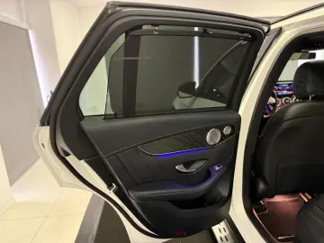 MERCEDES-BENZ GLC 200 4M AMG-LINE PANO DIGITAL