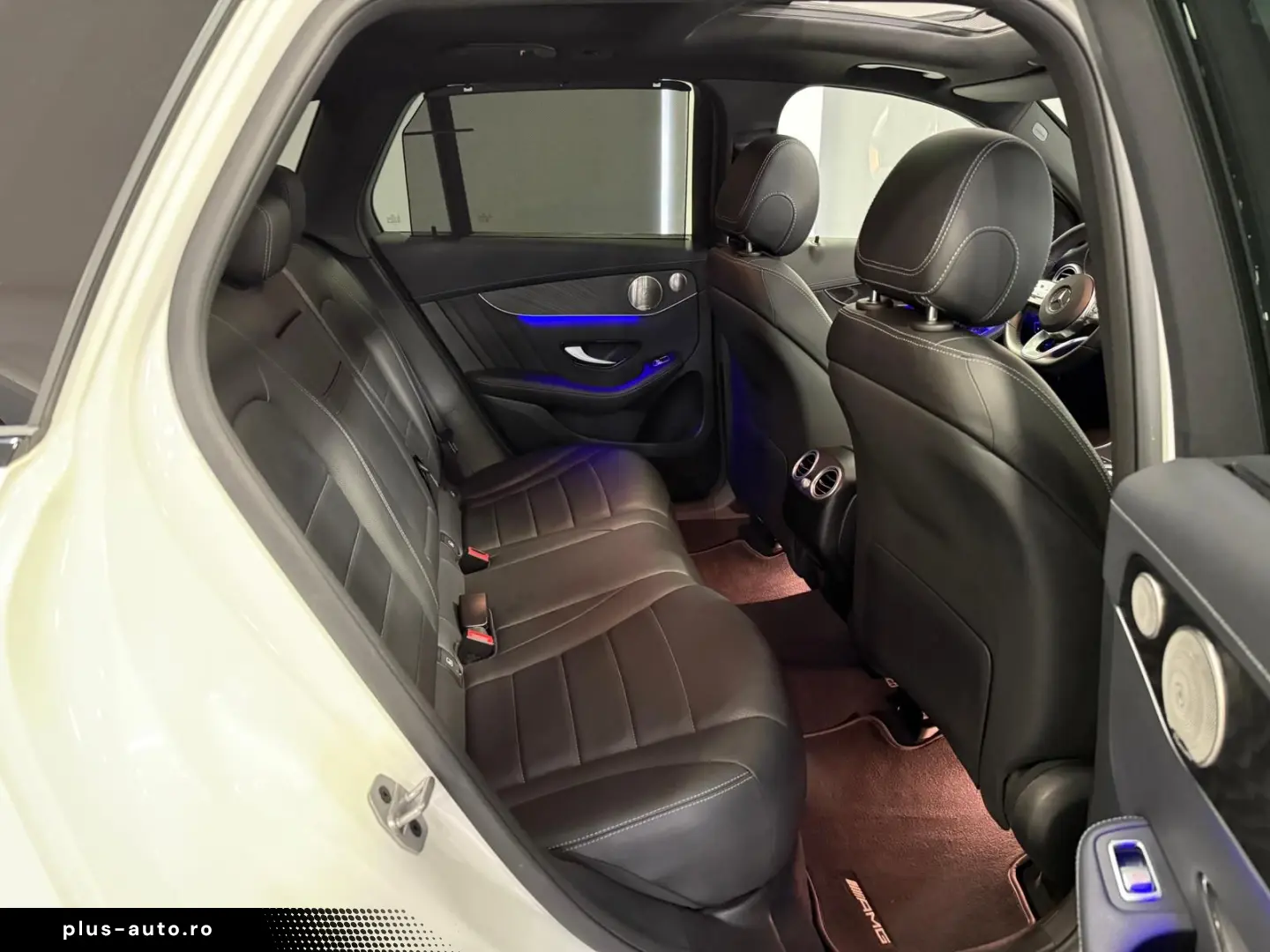 MERCEDES-BENZ GLC 200 4M AMG-LINE PANO DIGITAL