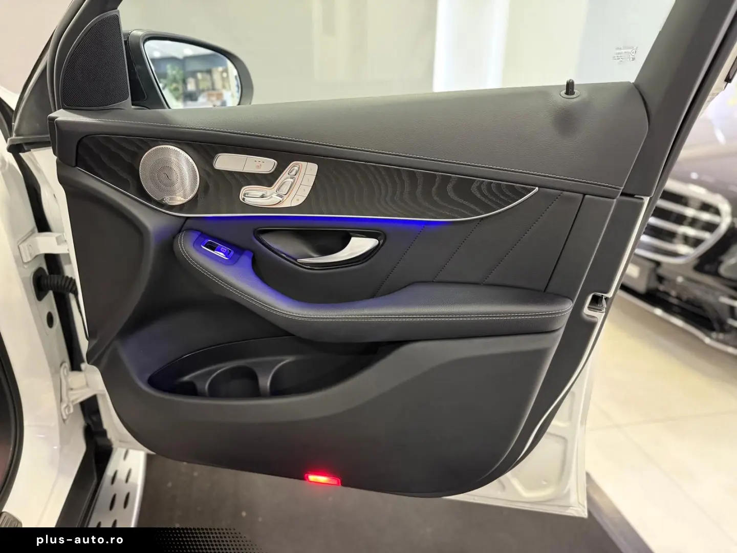 MERCEDES-BENZ GLC 200 4M AMG-LINE PANO DIGITAL