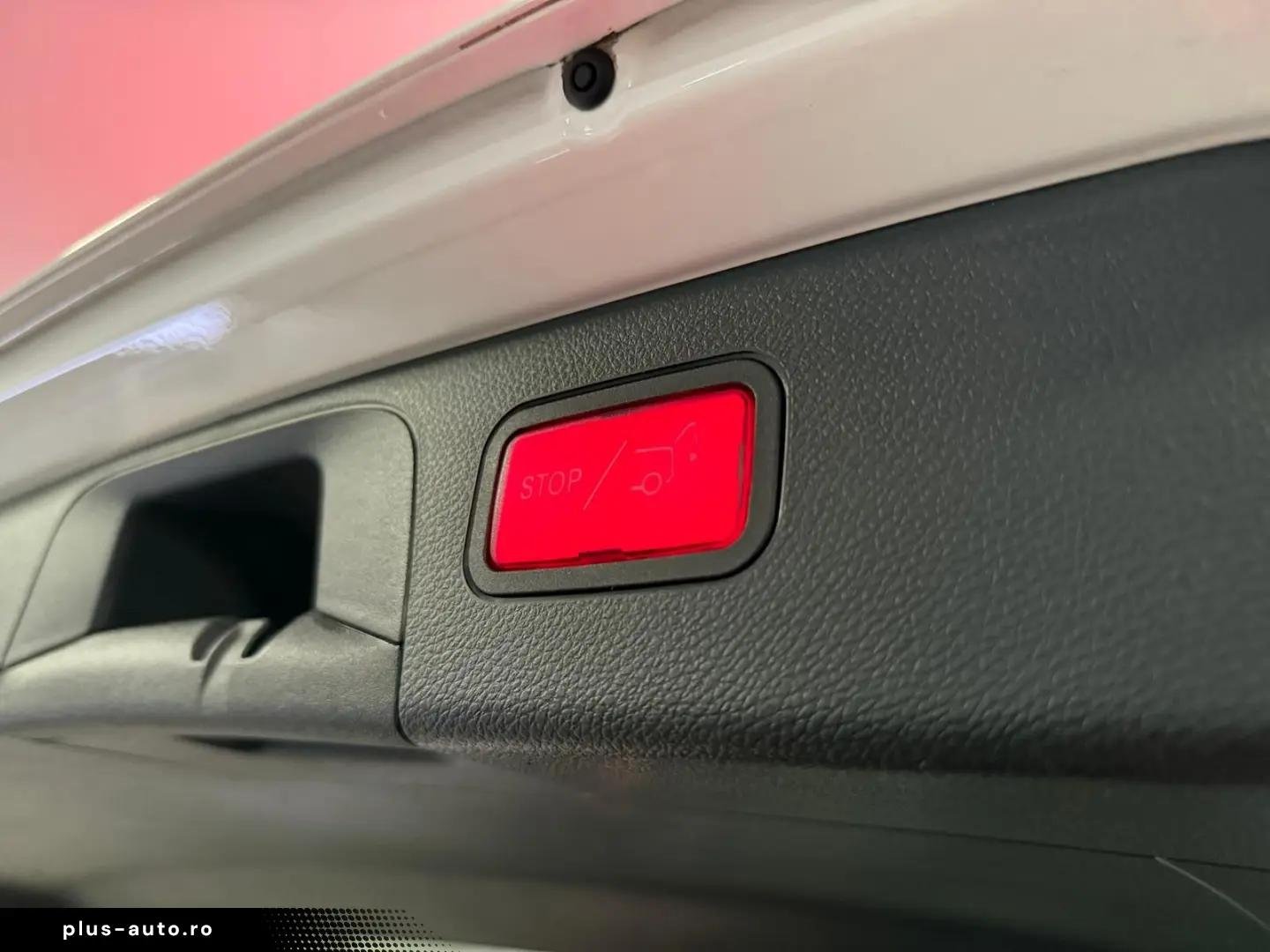 MERCEDES-BENZ GLC 200 4M AMG-LINE PANO DIGITAL