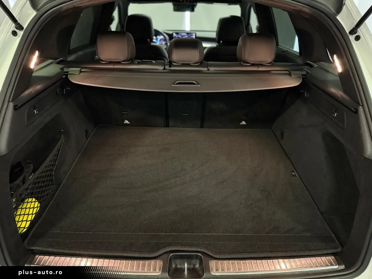 MERCEDES-BENZ GLC 200 4M AMG-LINE PANO DIGITAL