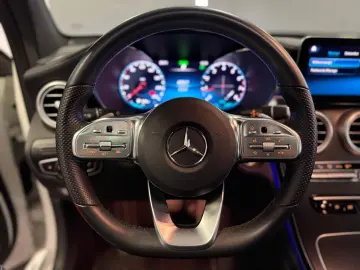 MERCEDES-BENZ GLC 200 4M AMG-LINE PANO DIGITAL