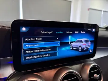 MERCEDES-BENZ GLC 200 4M AMG-LINE PANO DIGITAL