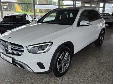 MERCEDES-BENZ GLC 200 4M Pan Luft Nav 360 Park ACC
