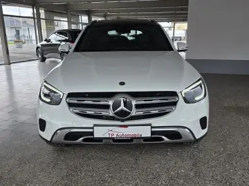 MERCEDES-BENZ GLC 200 4M Pan Luft Nav 360 Park ACC