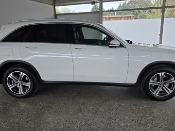 MERCEDES-BENZ GLC 200 4M Pan Luft Nav 360 Park ACC