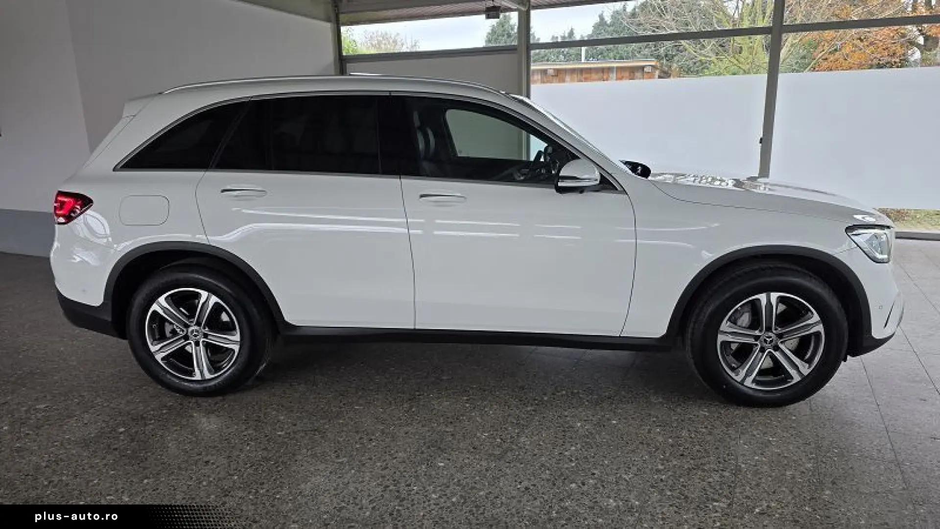 MERCEDES-BENZ GLC 200 4M Pan Luft Nav 360 Park ACC