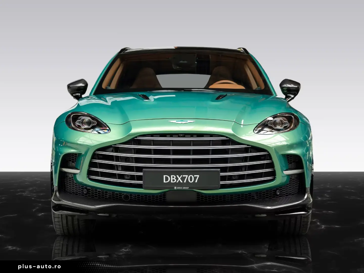 Aston Martin DBX 707 MY25   Q Paint