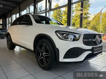 MERCEDES-BENZ GLC 200 4M AMG Night LED Kamera