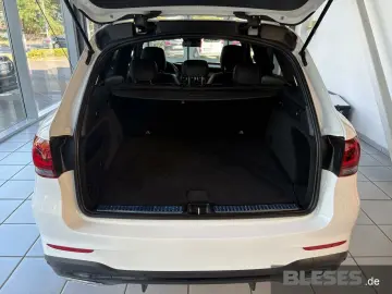 MERCEDES-BENZ GLC 200 4M AMG Night LED Kamera