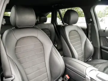 MERCEDES-BENZ GLC 200 4M AMG BURM NIGHT KAM KEYL