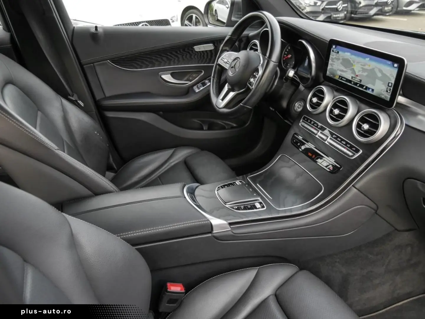 MERCEDES-BENZ GLC 200 4MATIC EXCLUSIVE MBEAM AMBIENTE