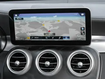 MERCEDES-BENZ GLC 200 4MATIC EXCLUSIVE MBEAM AMBIENTE