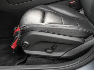 MERCEDES-BENZ GLC 200 4MATIC EXCLUSIVE MBEAM AMBIENTE