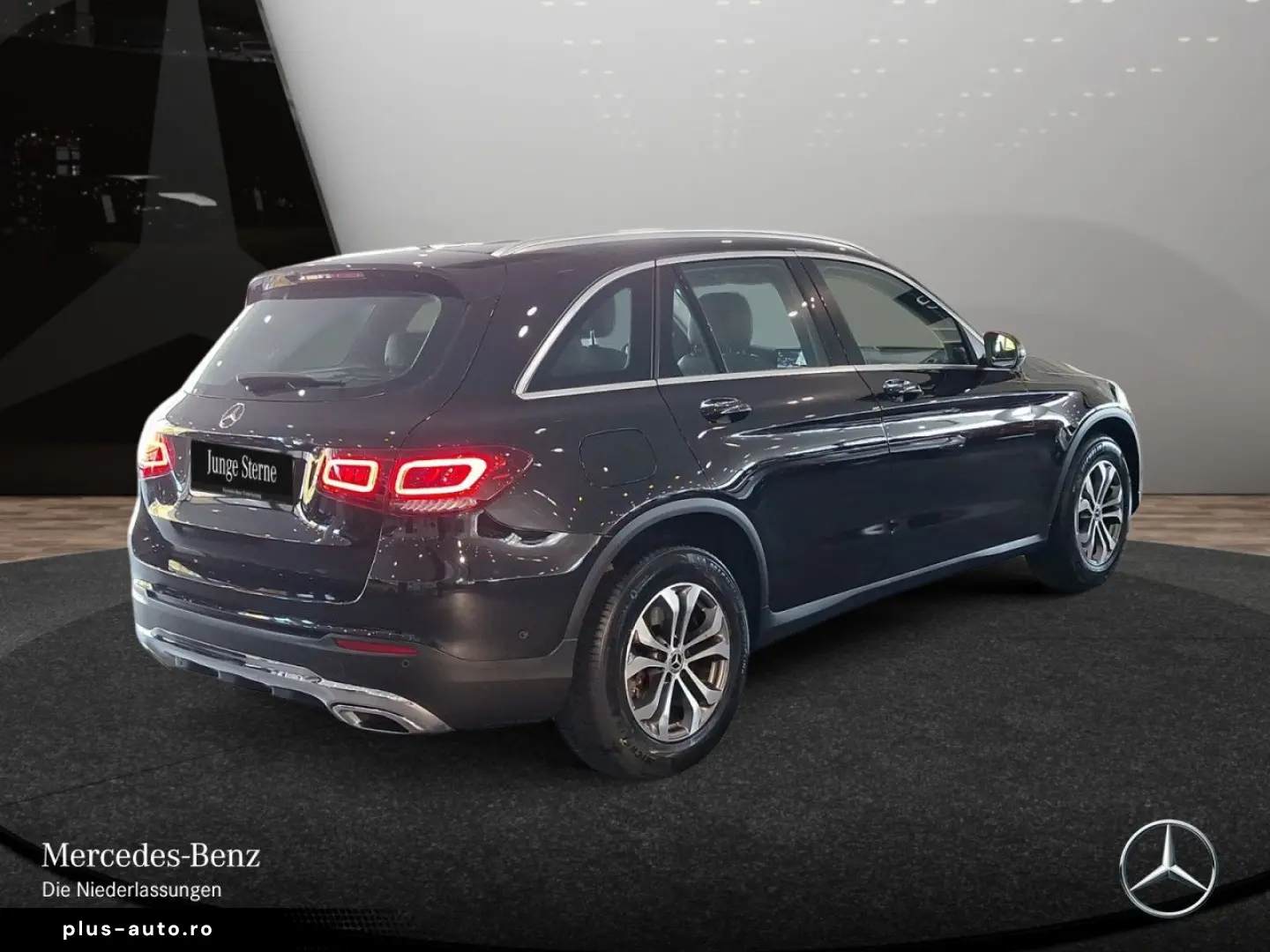 MERCEDES-BENZ GLC 200 4M OffRoad Pano