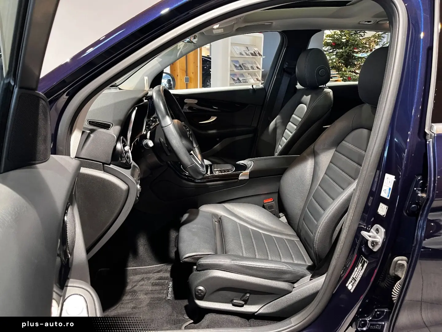 MERCEDES-BENZ GLC 200 4Matic  LED Navi Pano