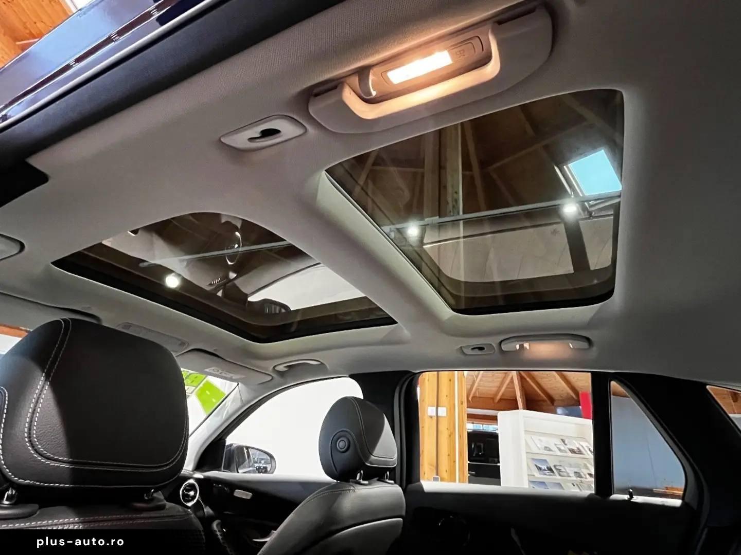 MERCEDES-BENZ GLC 200 4Matic  LED Navi Pano