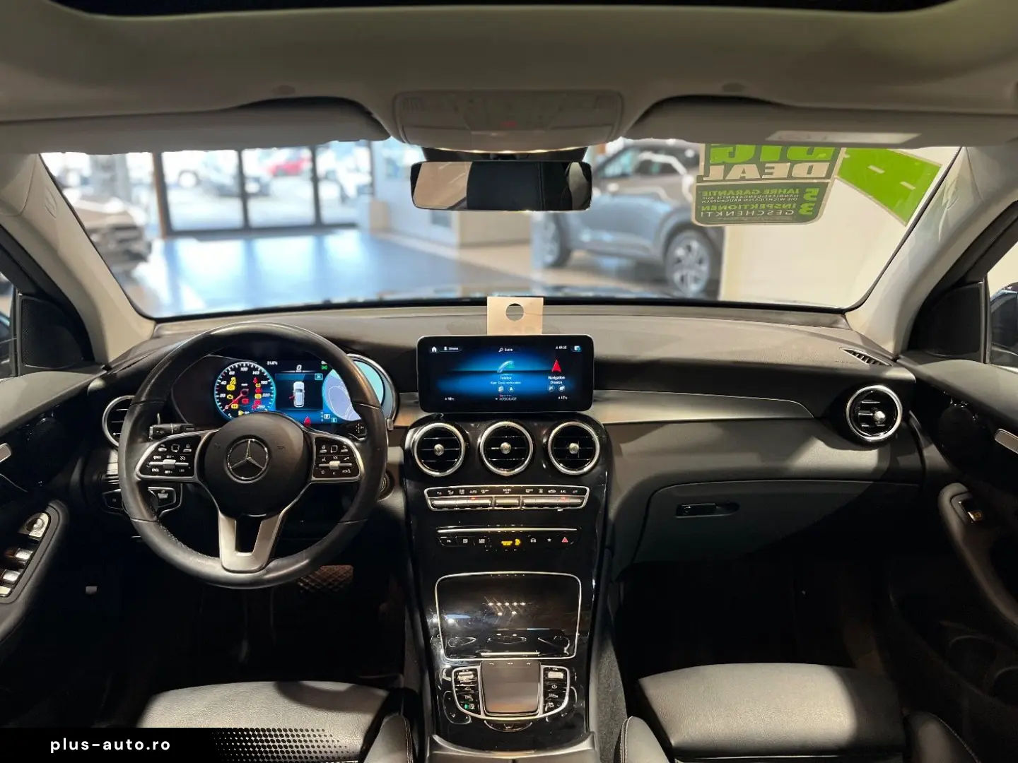 MERCEDES-BENZ GLC 200 4Matic  LED Navi Pano