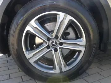 MERCEDES-BENZ GLC 200 4Matic Hybrid