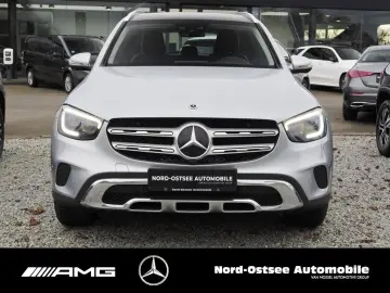 MERCEDES-BENZ GLC 200 4MATIC PANO LED KEYLESS