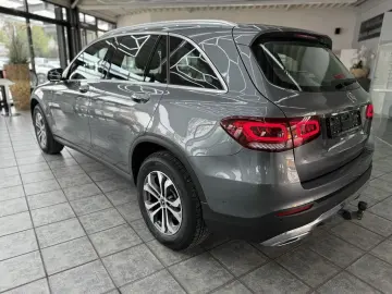 MERCEDES-BENZ GLC 200 CGI 4Matic Exclusive  9G  Leder  LED