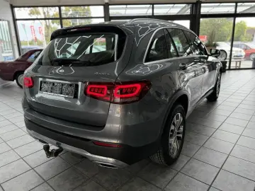 MERCEDES-BENZ GLC 200 CGI 4Matic Exclusive  9G  Leder  LED