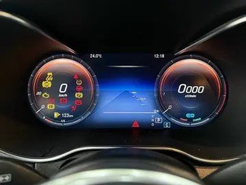 MERCEDES-BENZ GLC 200 CGI 4Matic Exclusive  9G  Leder  LED