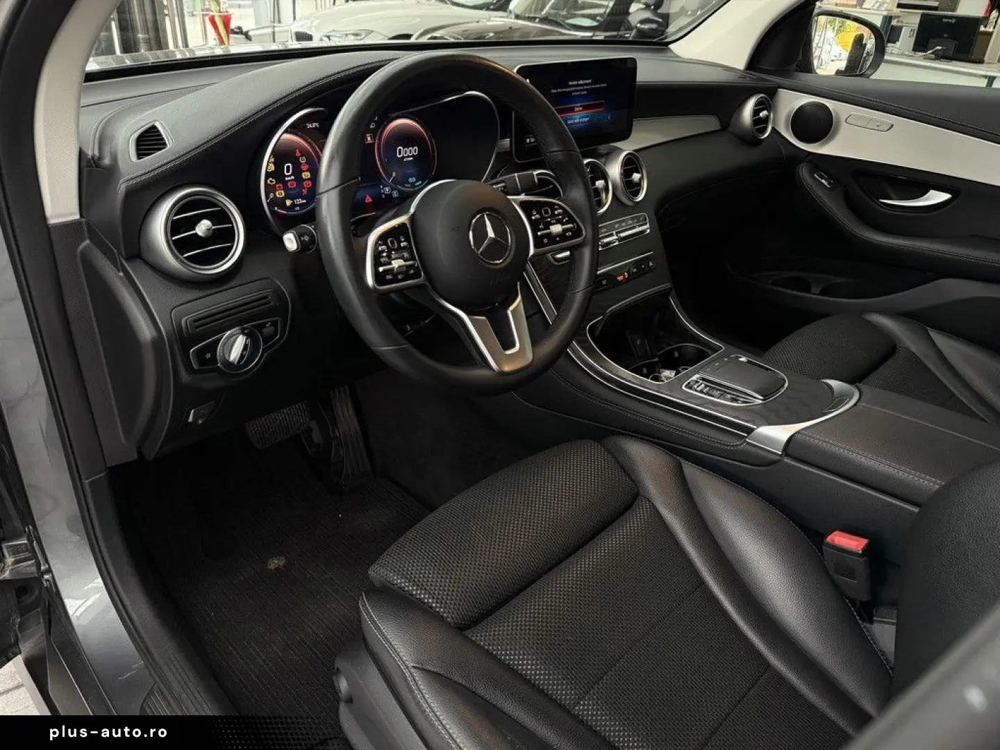 MERCEDES-BENZ GLC 200 CGI 4Matic Exclusive  9G  Leder  LED