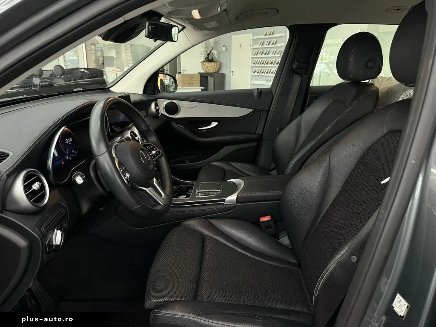 MERCEDES-BENZ GLC 200 CGI 4Matic Exclusive  9G  Leder  LED