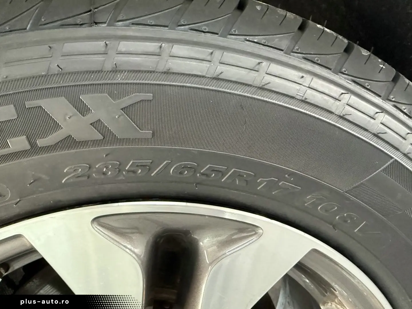 MERCEDES-BENZ GLC 200 CGI 4Matic Exclusive  9G  Leder  LED