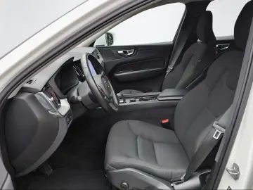 VOLVO XC60 Momentum Pro 2WD Kamera Navi 1.Hd