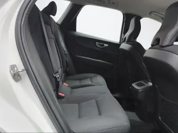 VOLVO XC60 Momentum Pro 2WD Kamera Navi 1.Hd