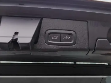 VOLVO XC60 Momentum Pro 2WD Kamera Navi 1.Hd