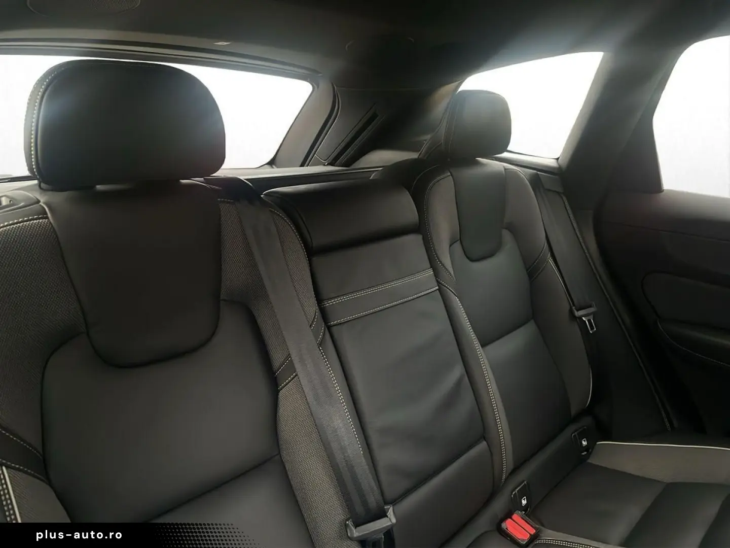 VOLVO XC60 D4 R-Design Harman Kardon Lichtpaket LED