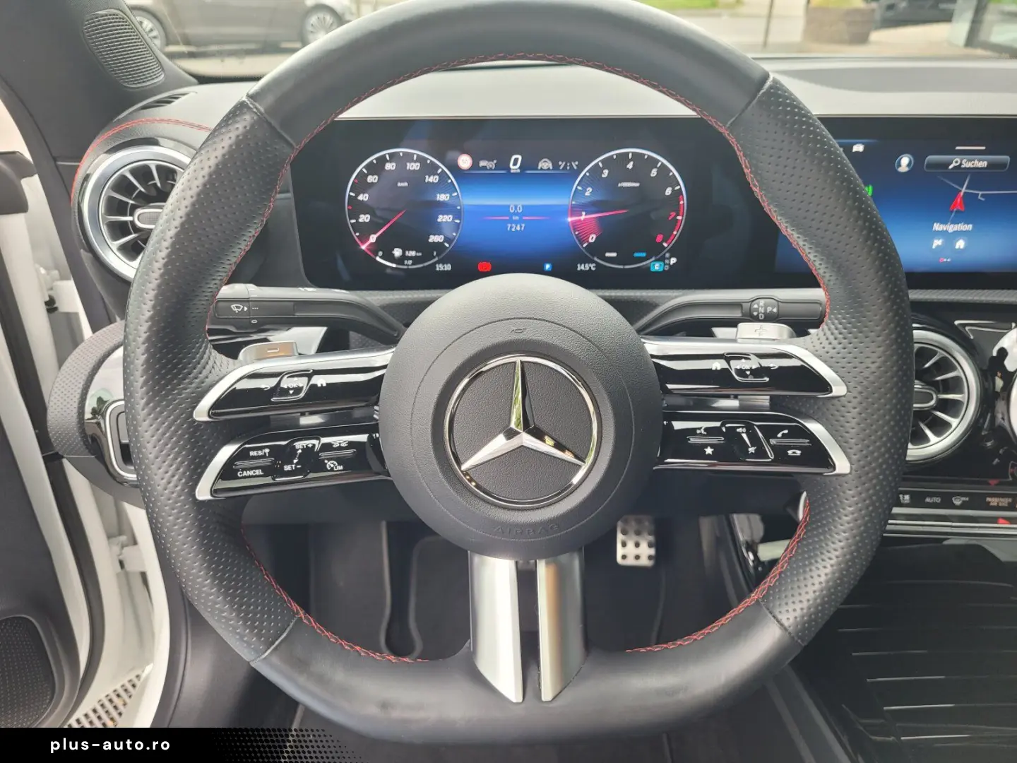 MERCEDES-BENZ CLA 250 4MATIC Coupé AMG Premium Distronic