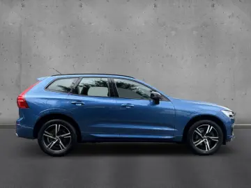 VOLVO XC60 B4 2WD R-Design Navi AHK Xenium LED