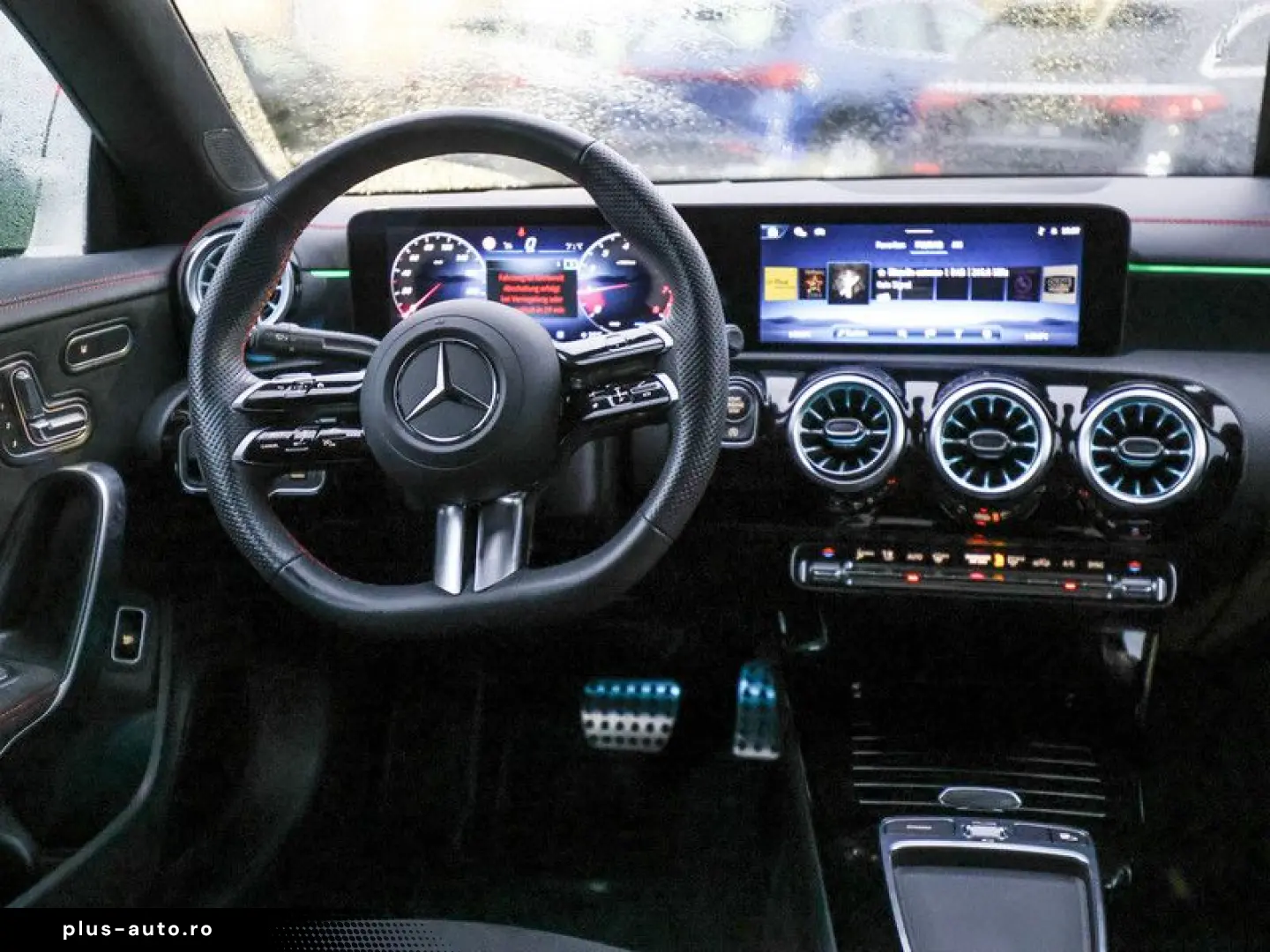 MERCEDES-BENZ CLA 250 4M Coupé AMG Pano HUD Night 18