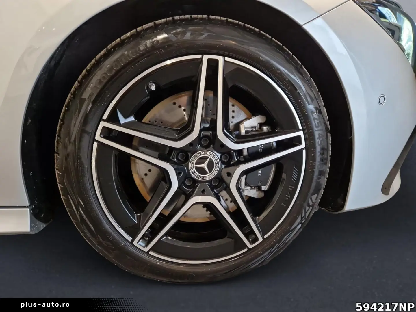 MERCEDES-BENZ CLA 250 4M Coupé AMG  Multibeam Panorama 360