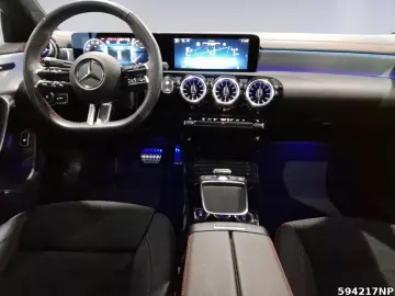 MERCEDES-BENZ CLA 250 4M Coupé AMG  Multibeam Panorama 360