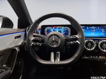 MERCEDES-BENZ CLA 250 4M Coupé AMG  Multibeam Panorama 360