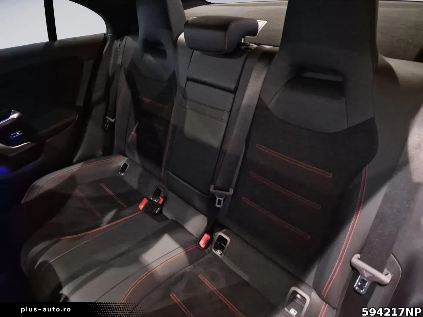 MERCEDES-BENZ CLA 250 4M Coupé AMG  Multibeam Panorama 360