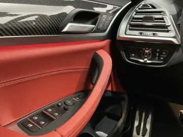 BMW X4 M Competition NAVI 360  AHK HUD LASER ACC PAN