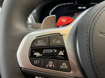 BMW X4 M Competition NAVI 360  AHK HUD LASER ACC PAN