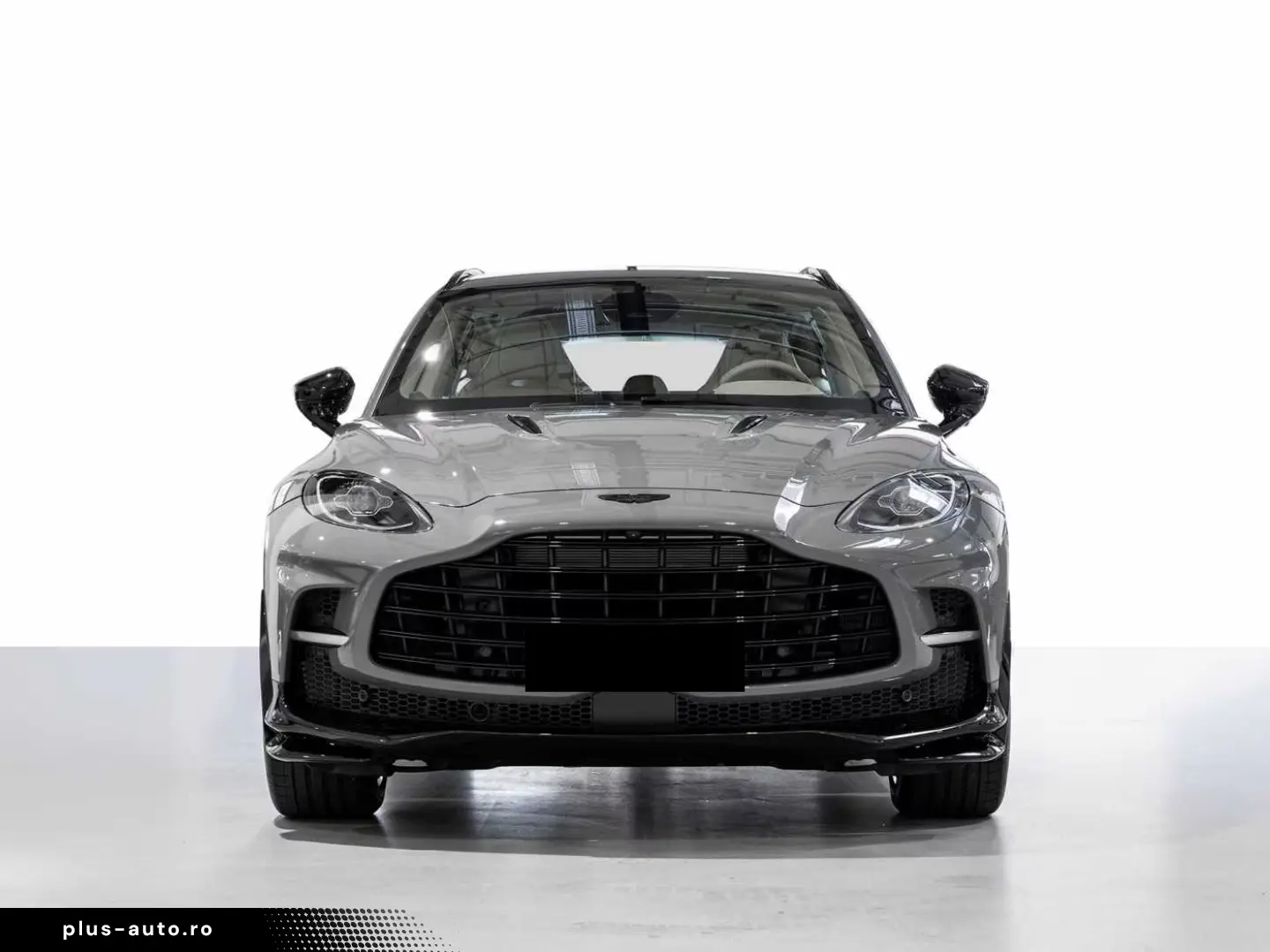 Aston Martin DBX 707