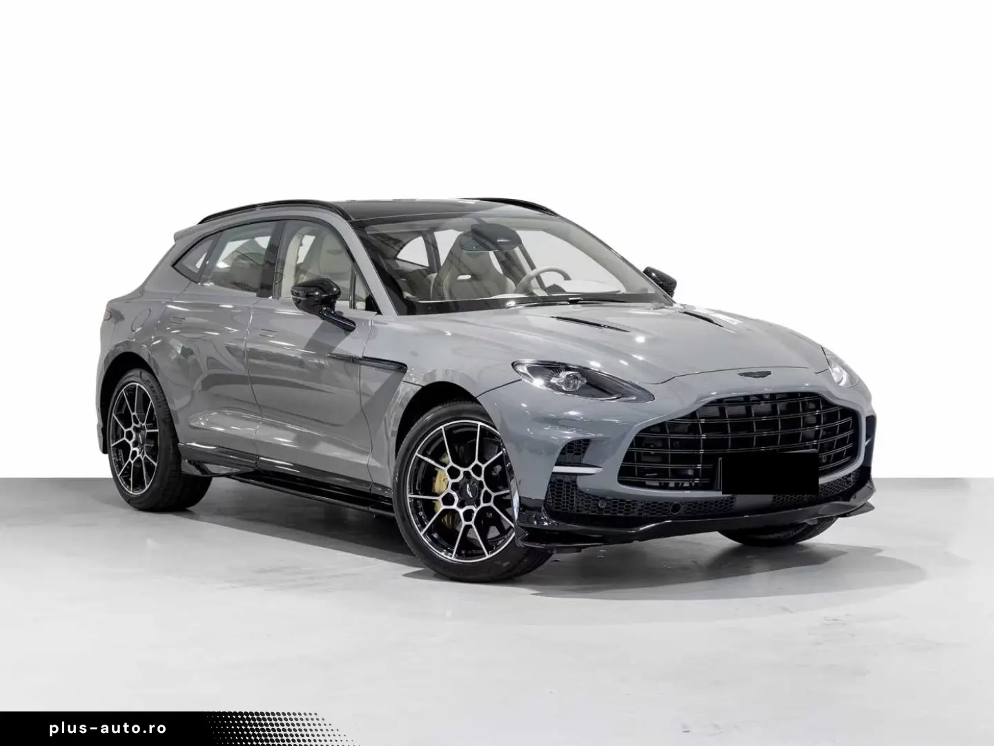 Aston Martin DBX 707