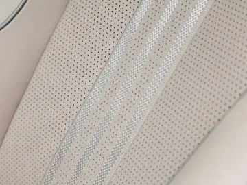 Aston Martin DBX 707